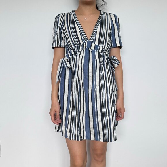 Zara Summer Linen Dress Flowy with Line details and bows on both sides - Picture 1 of 8